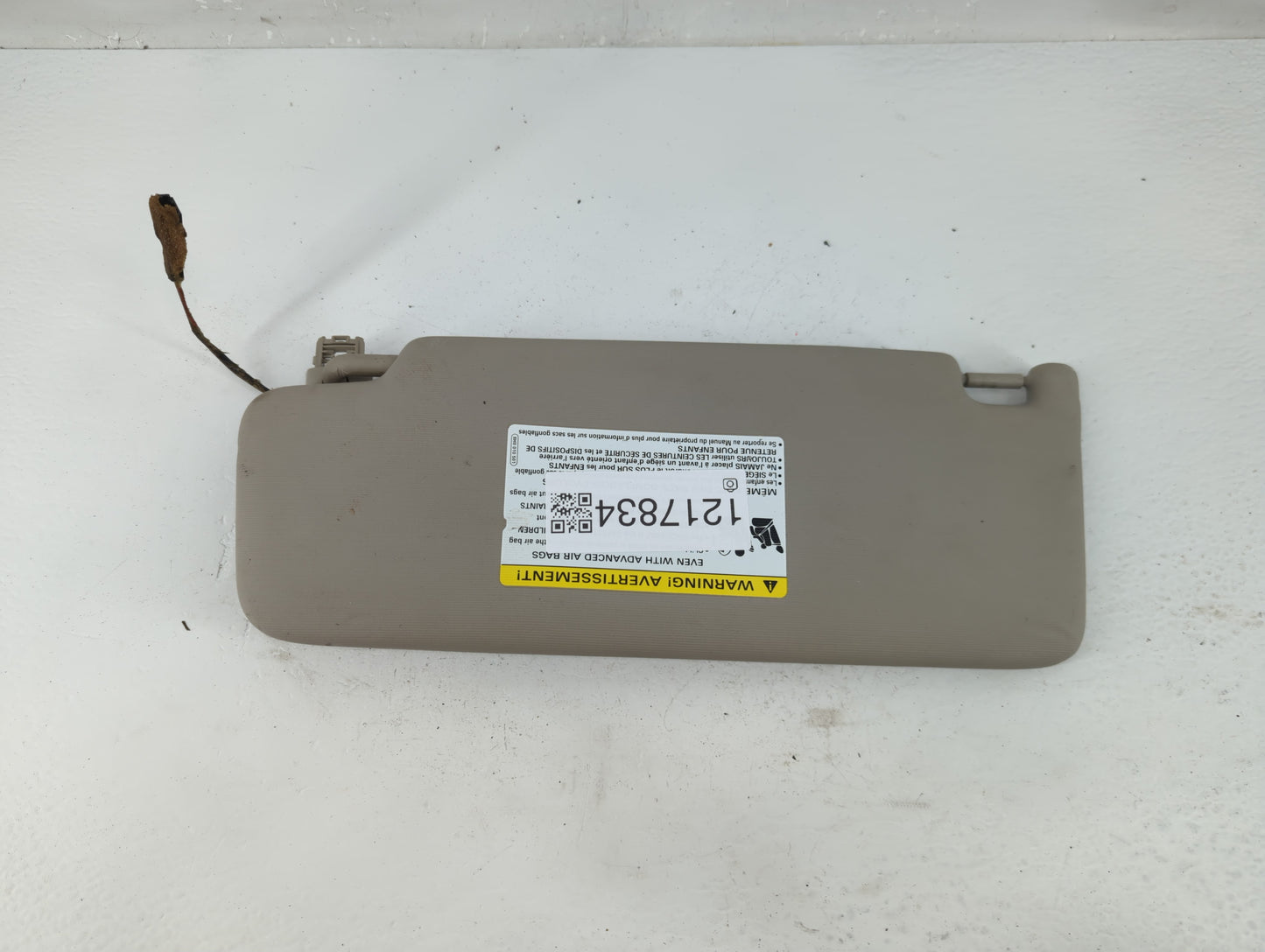 2015-2019 Volkswagen Golf Sun Visor Shade Replacement Passenger Right Mirror Fits Fits 2015 2016 2017 2018 2019 OEM Used Aut