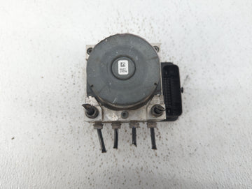 2015-2016 Volkswagen Golf Anti-Lock Brake ABS Pump Module Actuator OEM P/N:5Q0 614 517 AF 3Q0 614 517 Fits Fits 2015 2016 2017 OEM Used Auto Parts