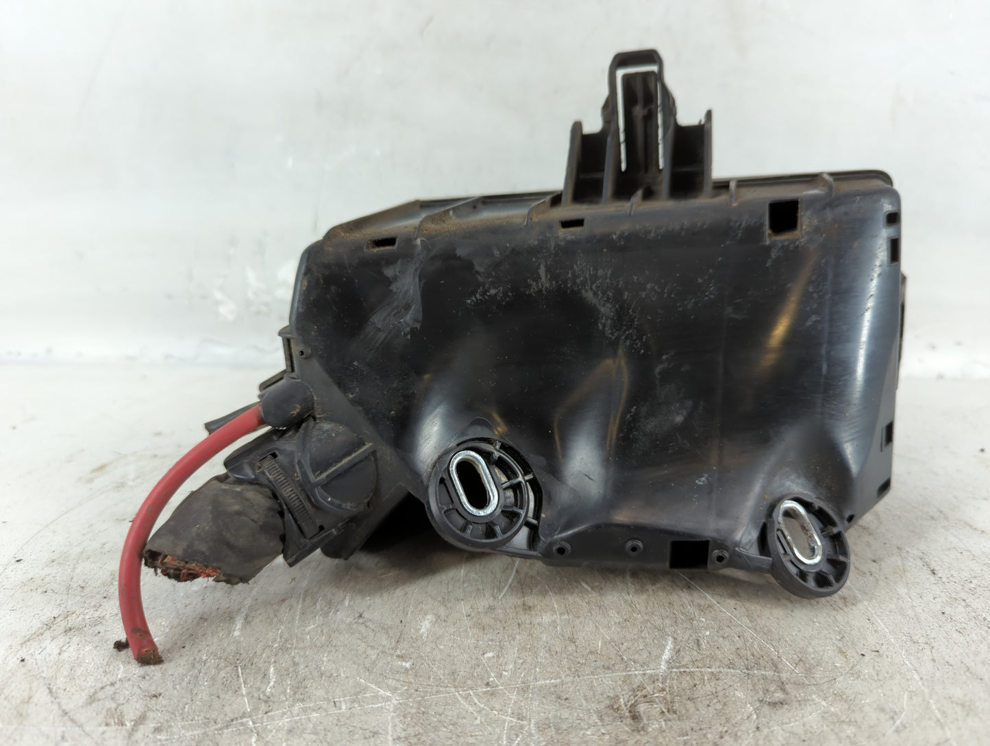 2015-2019 Volkswagen Golf Fusebox Fuse Box Panel Relay Module P/N:6351-2835 6351-2832 Fits OEM Used Auto Parts - Oemusedauto