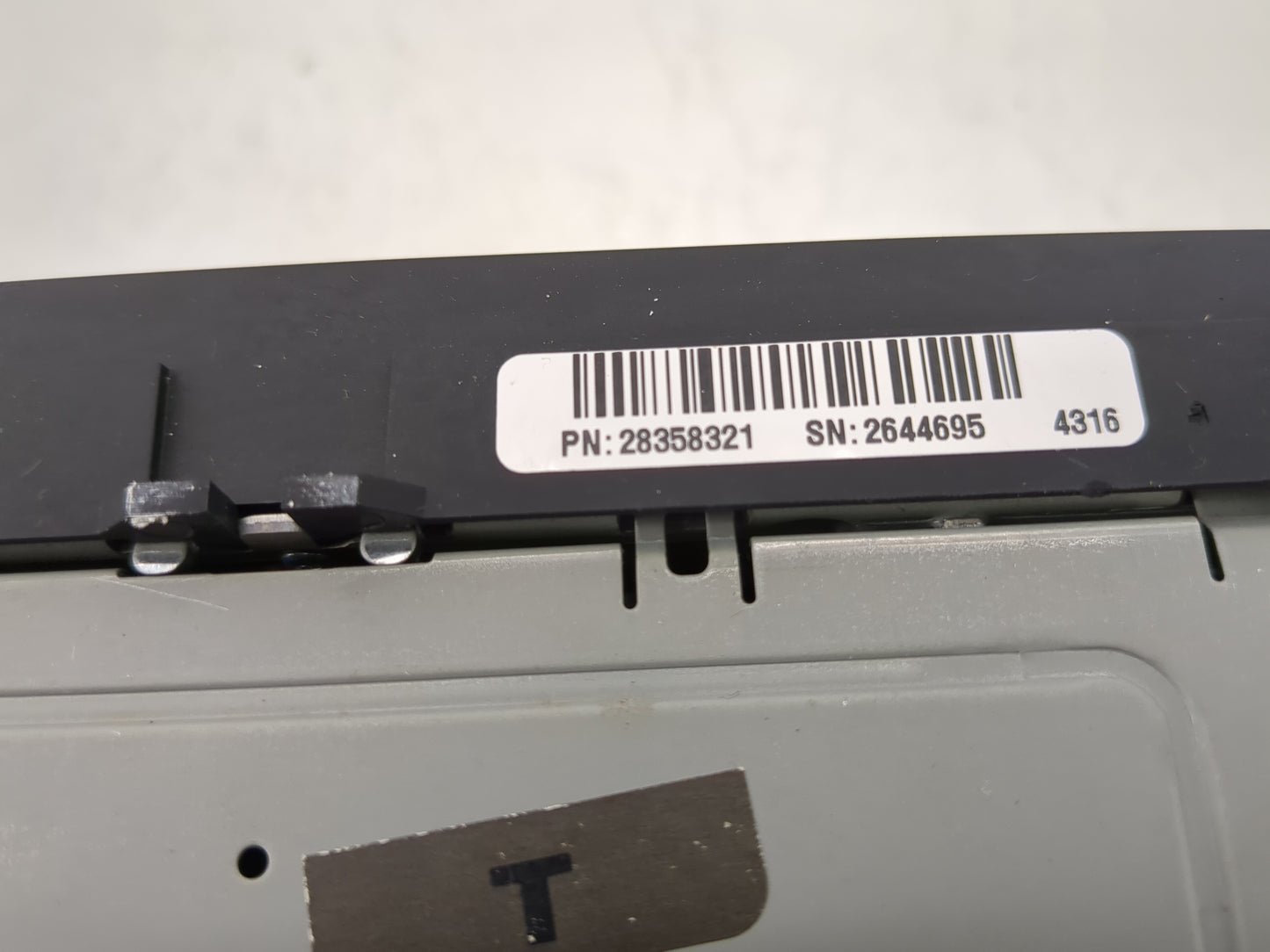 2015-2017 Volkswagen Jetta Radio AM FM Cd Player Receiver Replacement P/N:1K0 035 164 J 28358321 Fits Fits 2015 2016 2017 OE