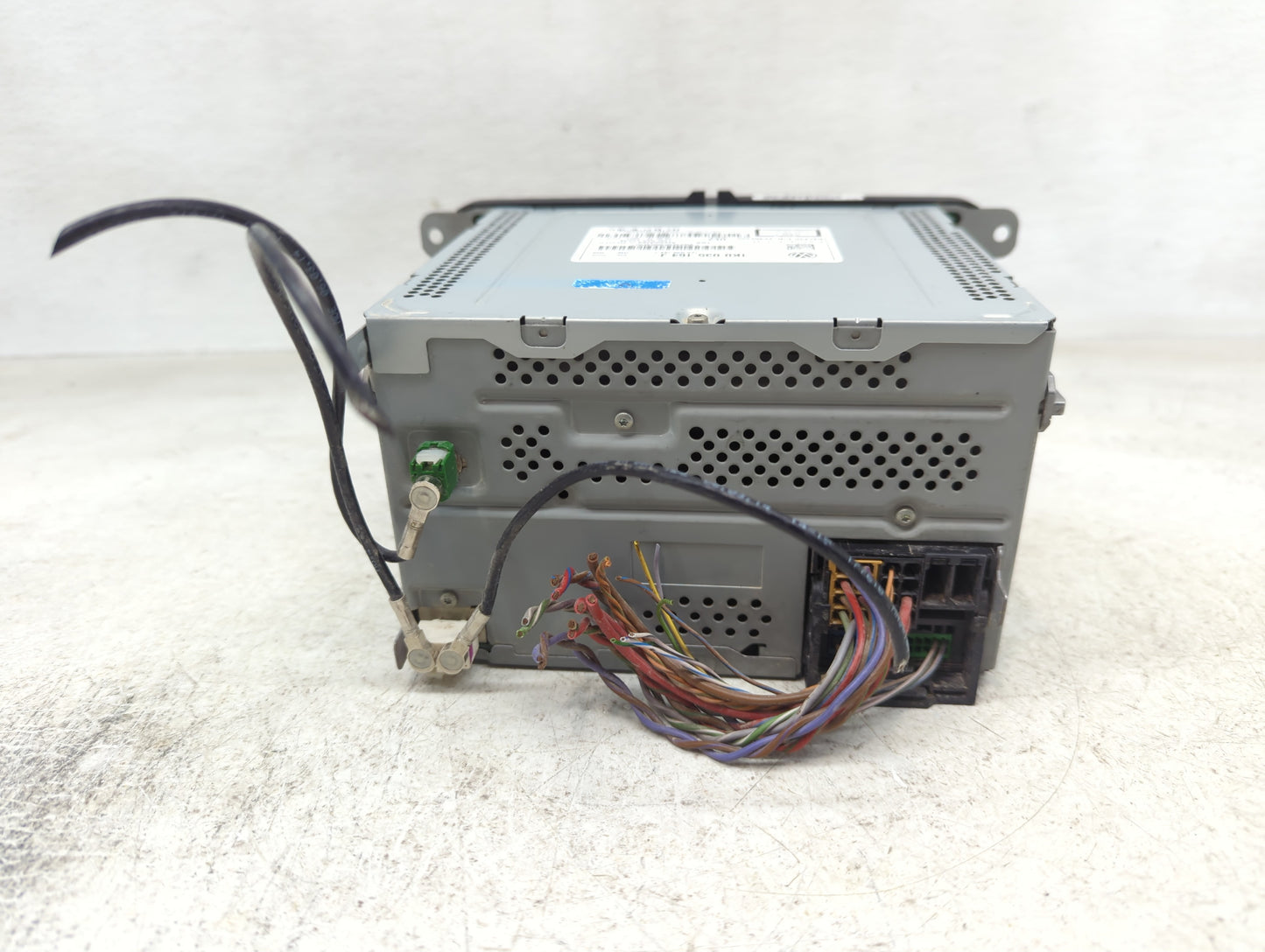 2015-2017 Volkswagen Jetta Radio AM FM Cd Player Receiver Replacement P/N:1K0 035 164 J Fits Fits 2015 2016 2017 OEM Used Au