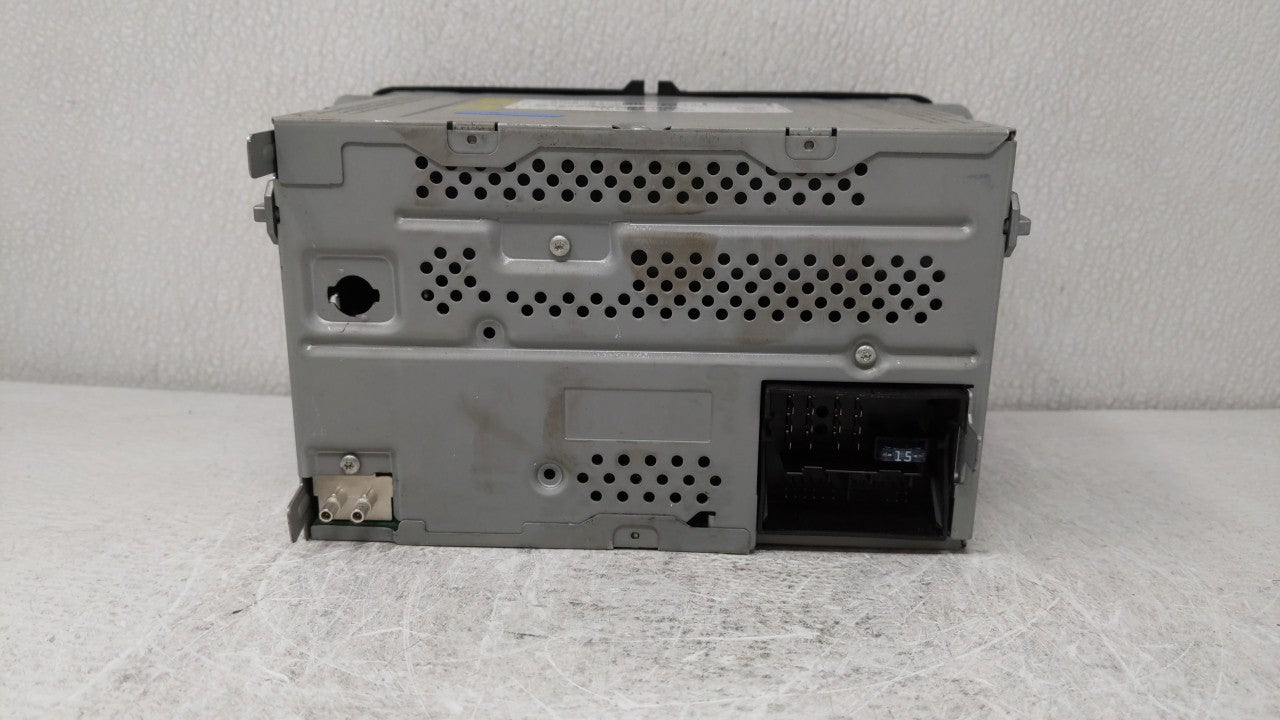 2015-2017 Volkswagen Jetta Am Fm Cd Player Radio Receiver - Oemusedautoparts1.com