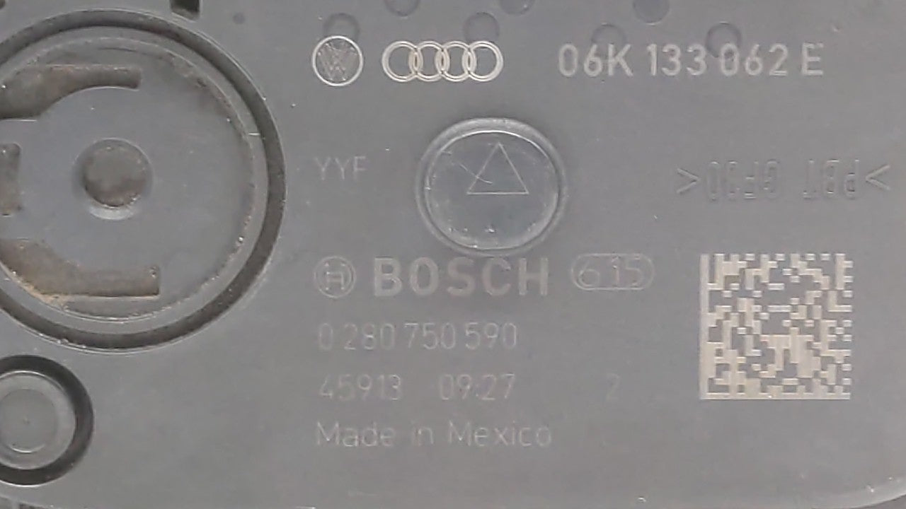 2014-2017 Volkswagen Jetta Throttle Body P/N:0 280 750 718 0 280 750590, 06K 133 062 D Fits Fits 2014 2015 2016 2017 OEM Use