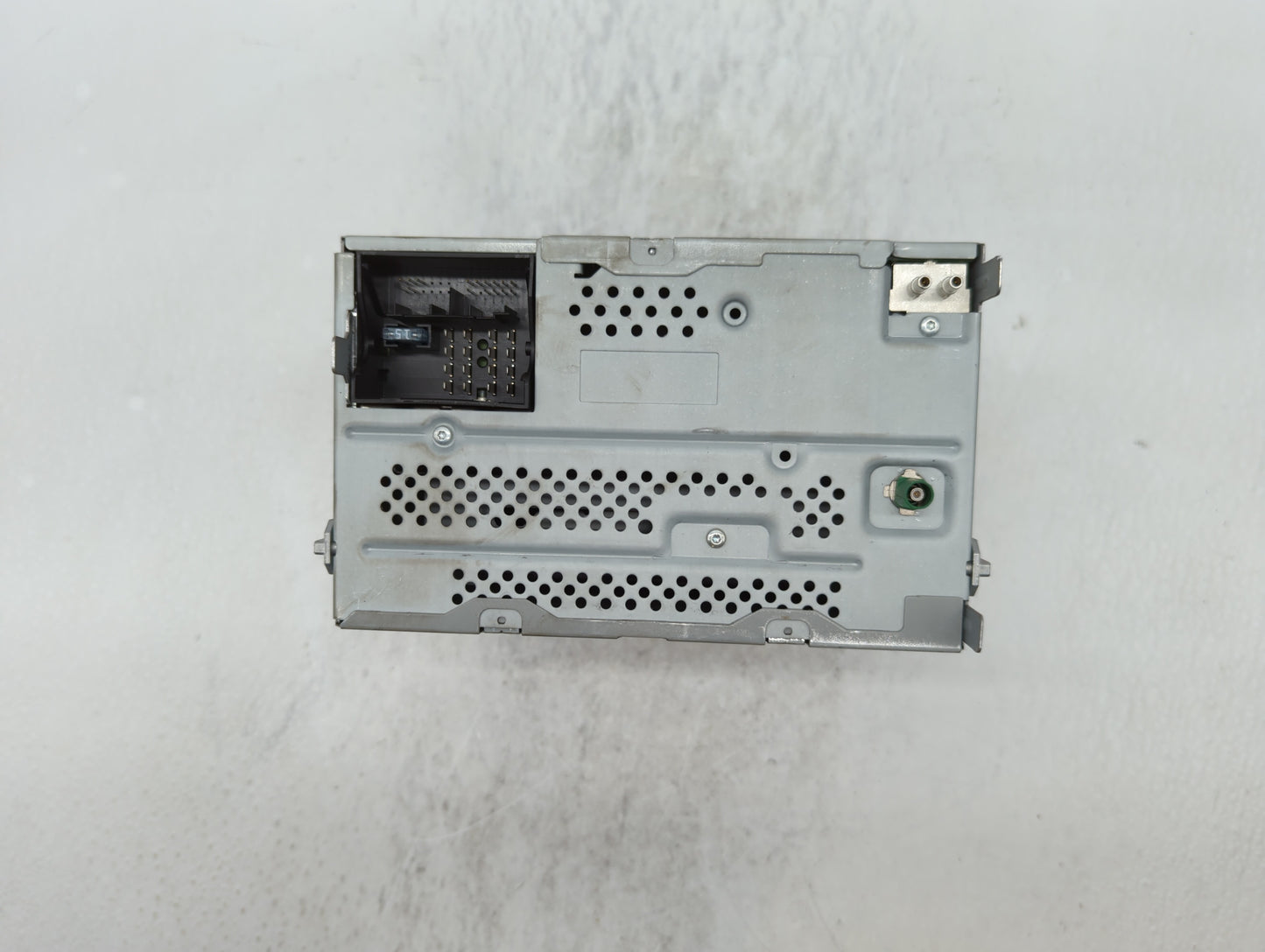 2015-2017 Volkswagen Jetta Am Fm Cd Player Radio Receiver - Oemusedautoparts1.com