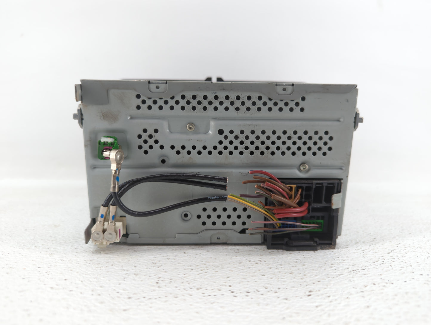 2015-2017 Volkswagen Jetta Am Fm Cd Player Radio Receiver - Oemusedautoparts1.com