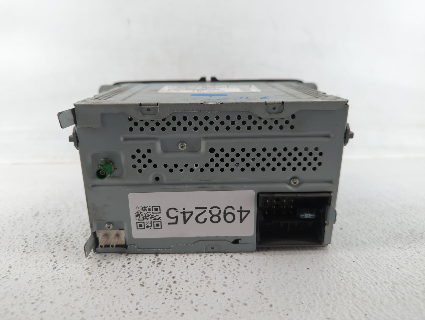 2011-2014 Volkswagen Jetta Radio AM FM Cd Player Receiver Replacement P/N:1K0 035 180 AE 1K0 035 164 F Fits OEM Used Auto Pa