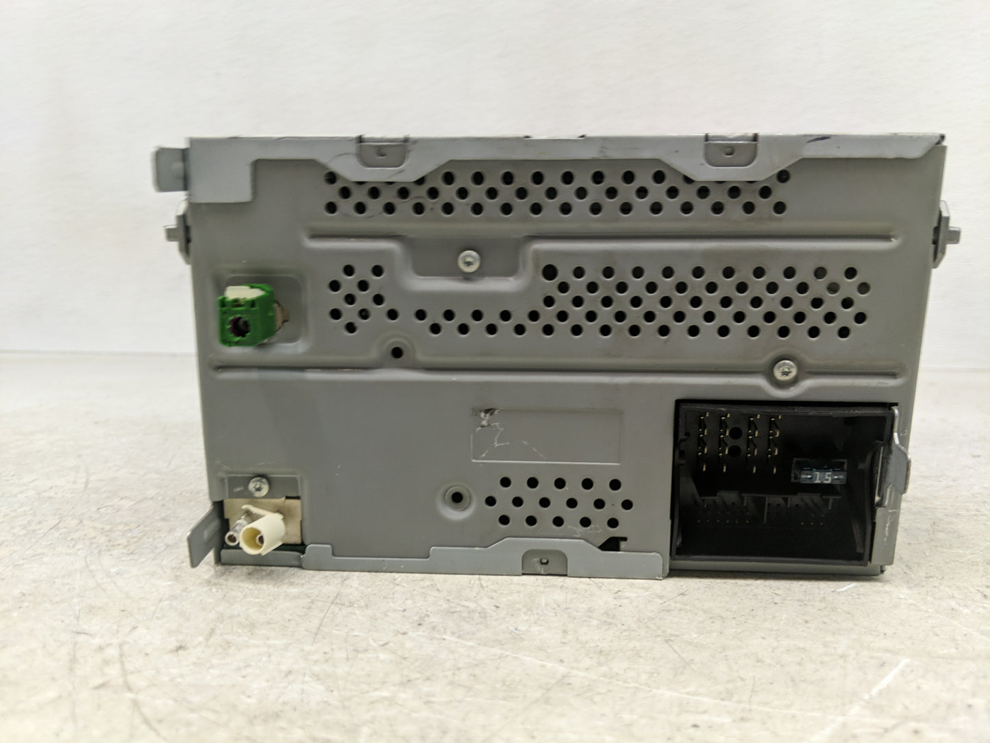 2013-2015 Volkswagen Passat Radio AM FM Cd Player Receiver Replacement P/N:1K0 035 164 F Fits Fits 2013 2014 2015 OEM Used A