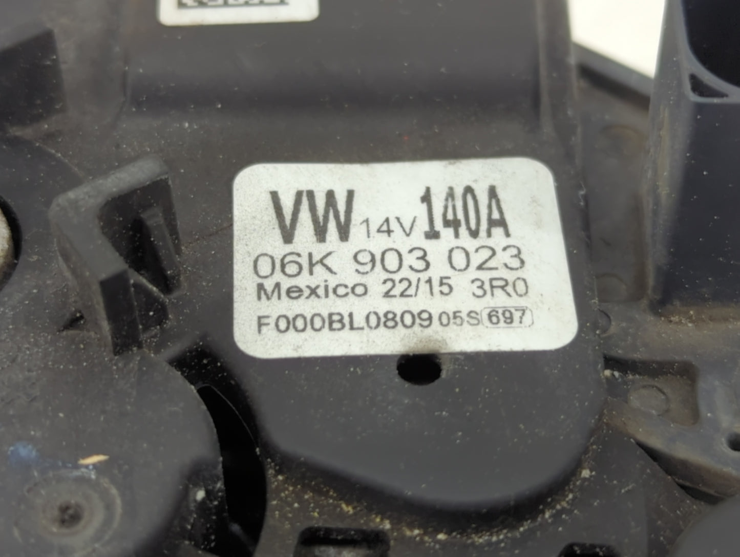 2014-2017 Volkswagen Passat Alternator Replacement Generator Charging Assembly Engine OEM P/N:VW14V140A 06K 903 023 Fits OEM