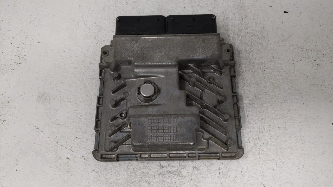 2015 Volkswagen Passat PCM Engine Control Computer ECU ECM PCU OEM P/N:06K 906 071 K Fits OEM Used Auto Parts - Oemusedautop