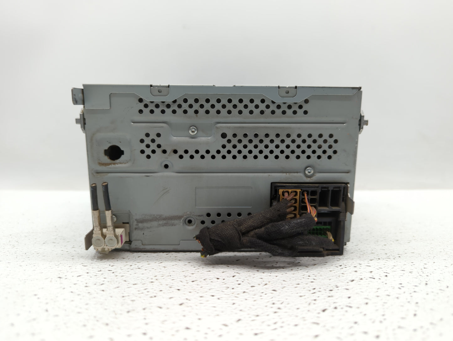 2012-2015 Volkswagen Passat Radio AM FM Cd Player Receiver Replacement P/N:1K0035164D 1K0 035 164 D Fits OEM Used Auto Parts