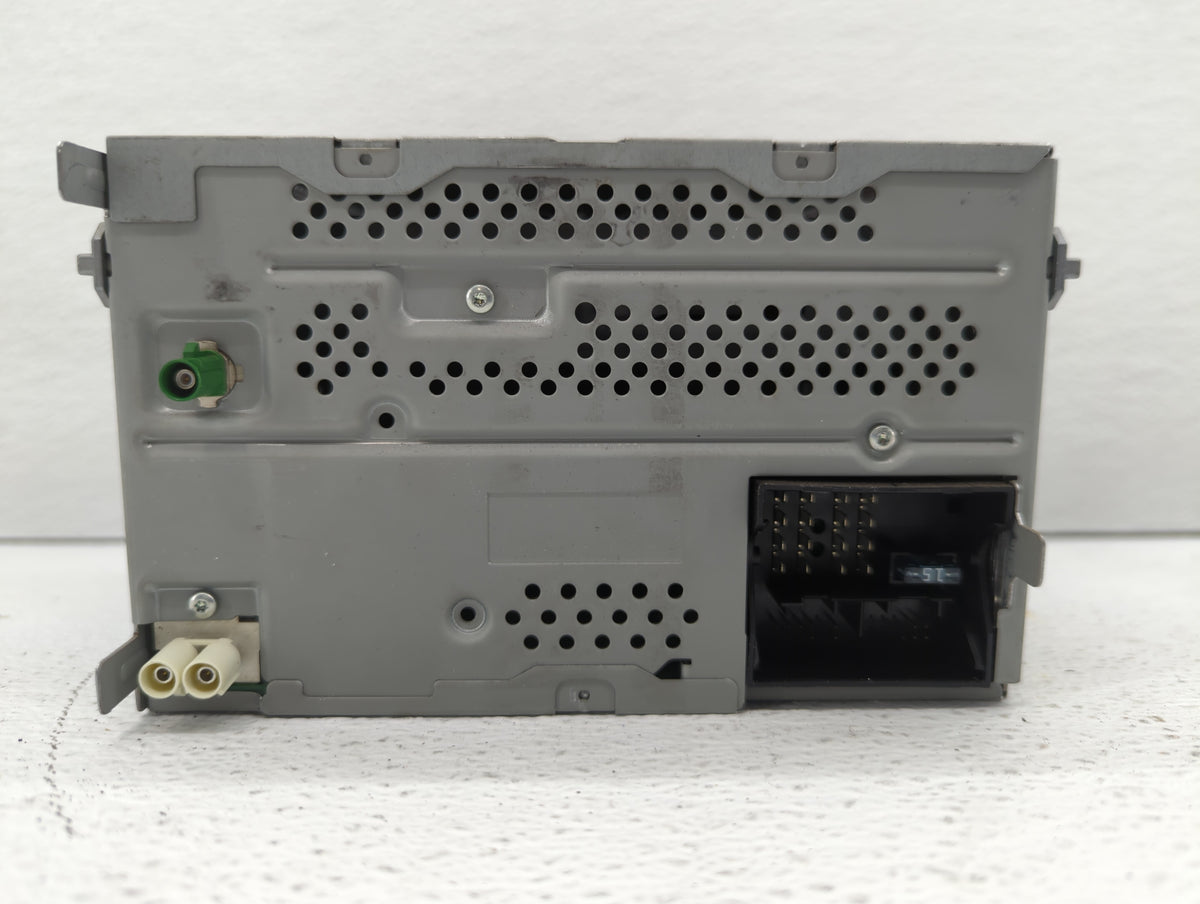 2012-2015 Volkswagen Passat Am Fm Cd Player Radio Receiver 451334 - Oemusedautoparts1.com