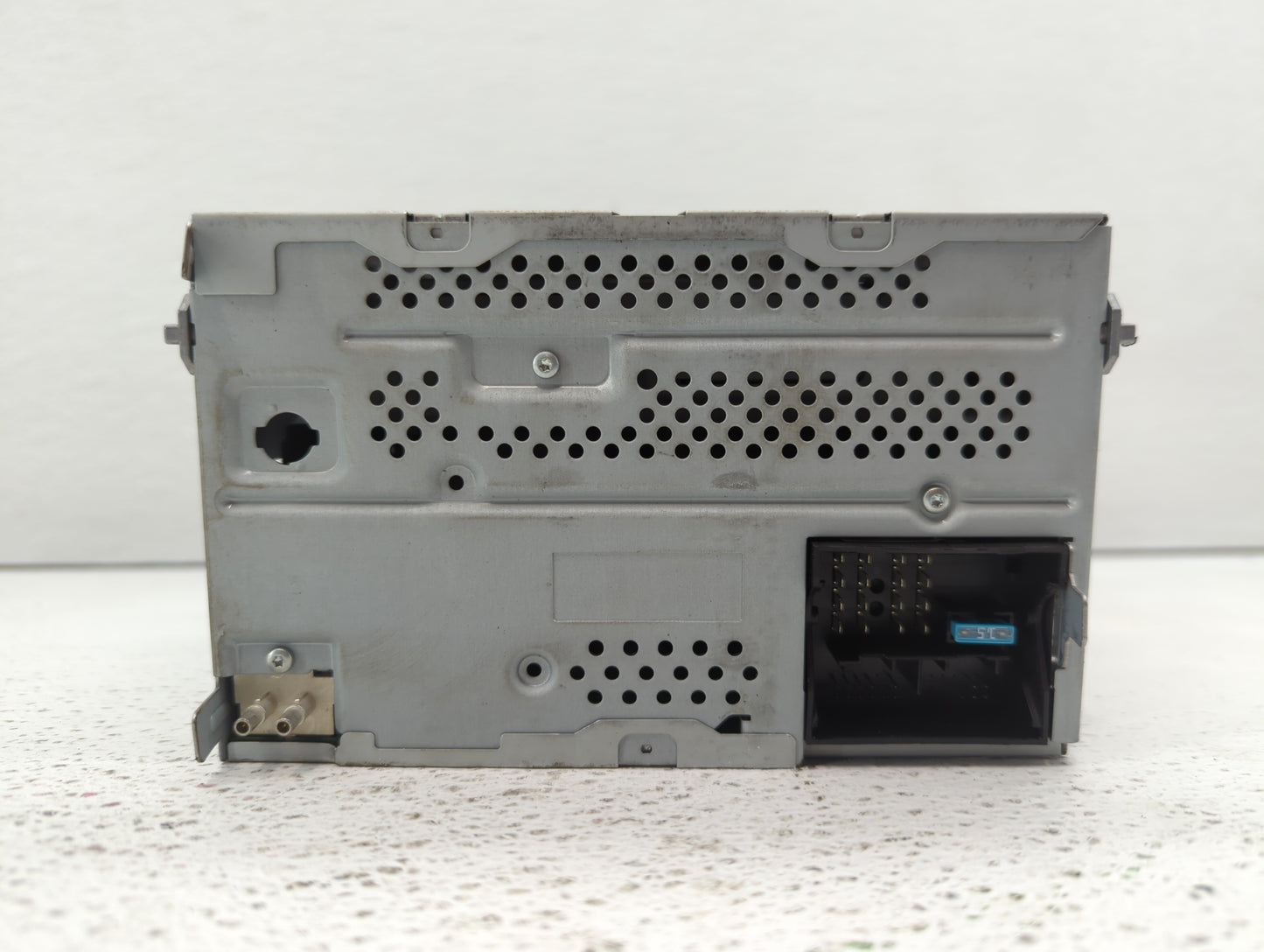 2012-2015 Volkswagen Passat Am Fm Cd Player Radio Receiver - Oemusedautoparts1.com