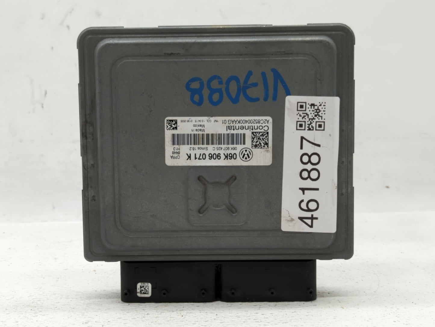 2015 Volkswagen Passat PCM Engine Control Computer ECU ECM PCU OEM P/N:06K 906 071 K Fits OEM Used Auto Parts - Oemusedautop