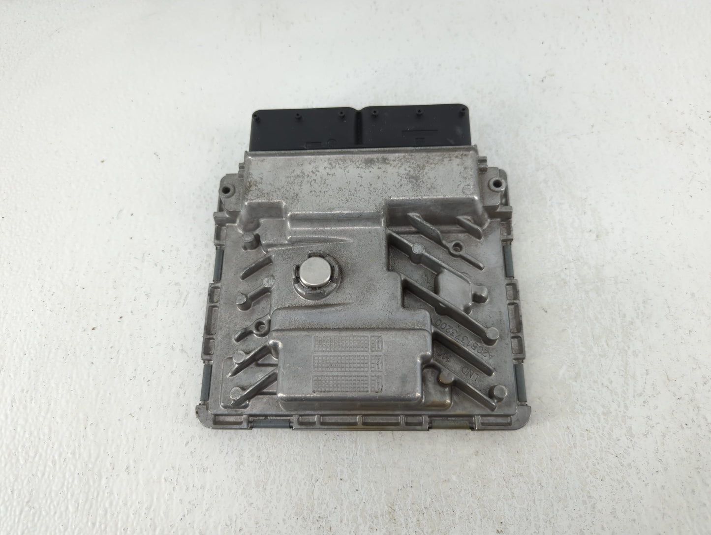2015 Volkswagen Passat PCM Engine Control Computer ECU ECM PCU OEM P/N:06K 906 071 J Fits OEM Used Auto Parts - Oemusedautop