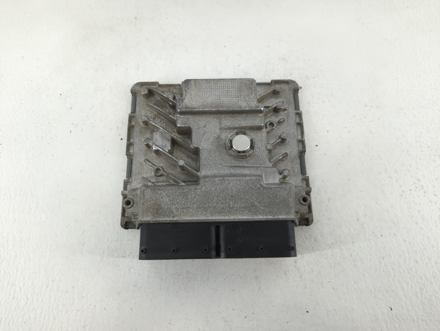 2015 Volkswagen Passat PCM Engine Control Computer ECU ECM PCU OEM P/N:06K 906 071 K Fits OEM Used Auto Parts - Oemusedautop