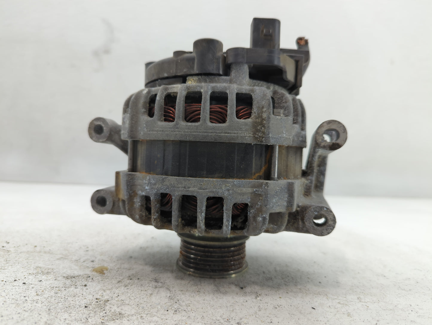 2014-2017 Volkswagen Passat Alternator Replacement Generator Charging Assembly Engine OEM P/N:06K 903 023 Fits OEM Used Auto