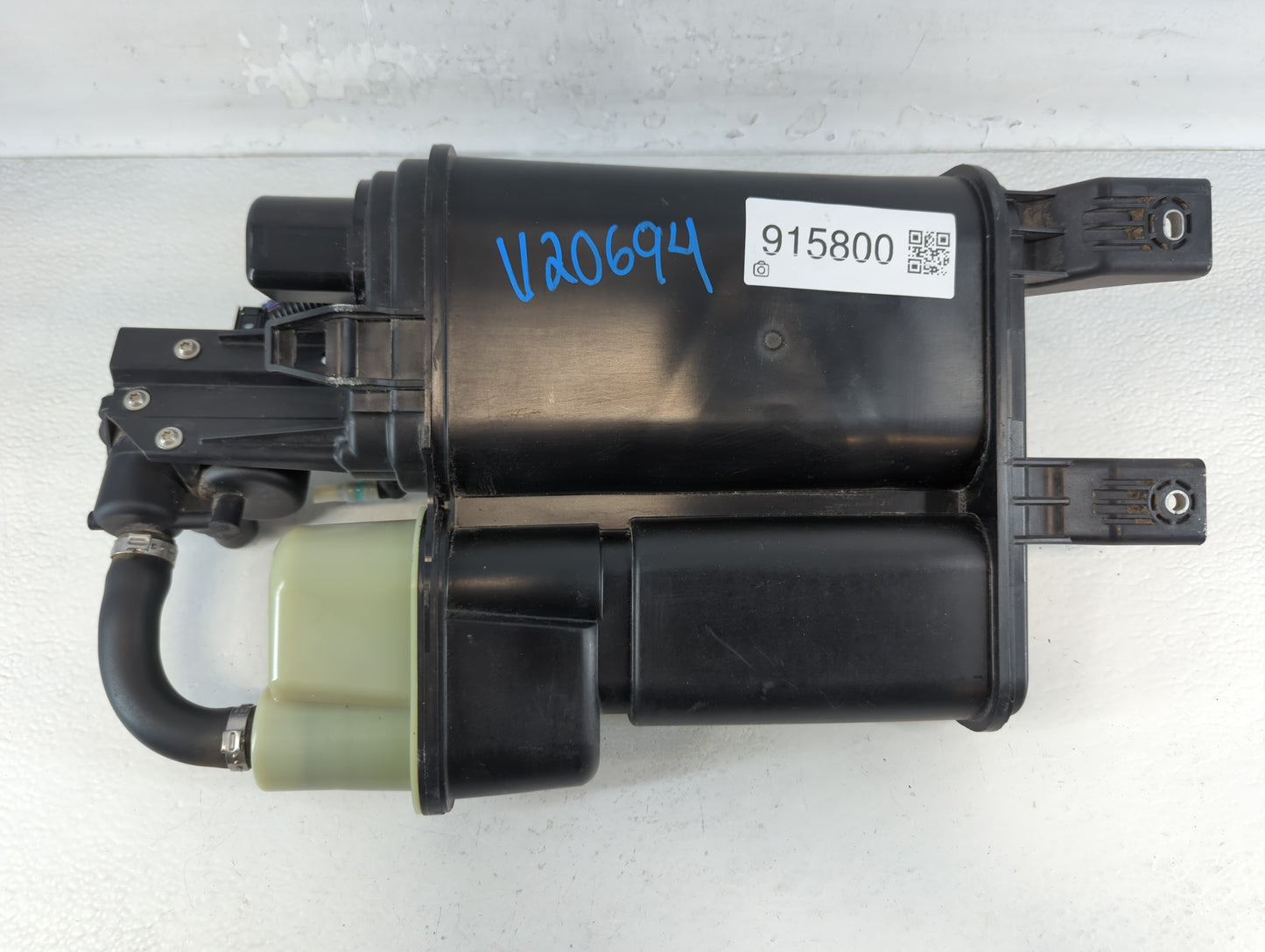 2015 Volkswagen Passat Fuel Vapor Charcoal Canister 915800 - Oemusedautoparts1.com