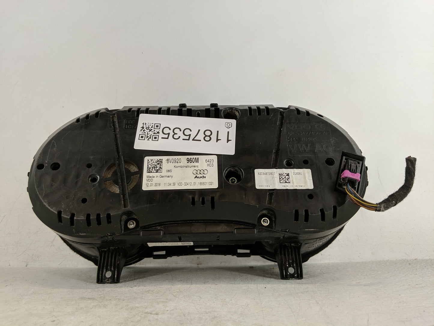 2015-2018 Audi A3 Instrument Cluster Speedometer Gauges P/N:8V0920 960M Fits Fits 2015 2016 2017 2018 OEM Used Auto Parts -