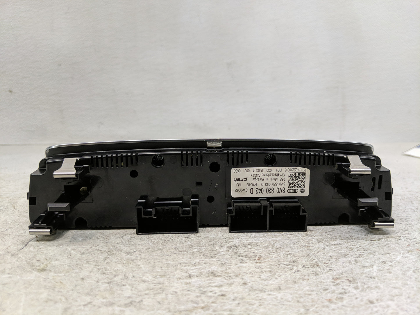 2015-2018 Audi A3 Climate Control Module Temperature AC/Heater Replacement P/N:8V0 820 043 C Fits Fits 2015 2016 2017 2018 O