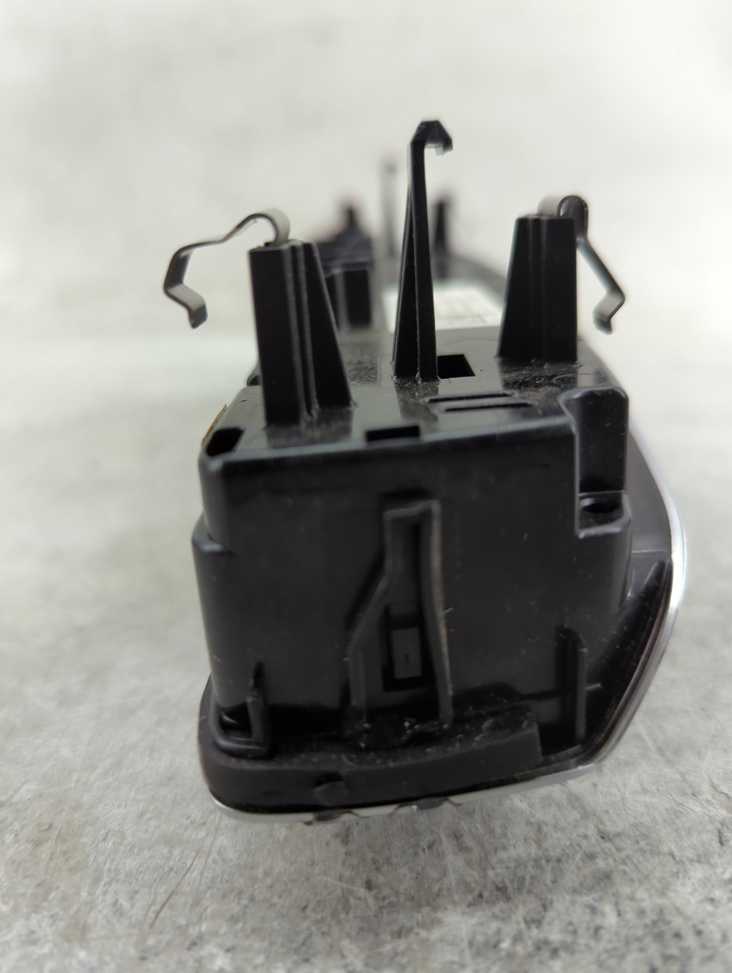 2015-2018 Audi A3 Climate Control Module Temperature AC/Heater Replacement P/N:8V0 820 043 D Fits Fits 2015 2016 2017 2018 O