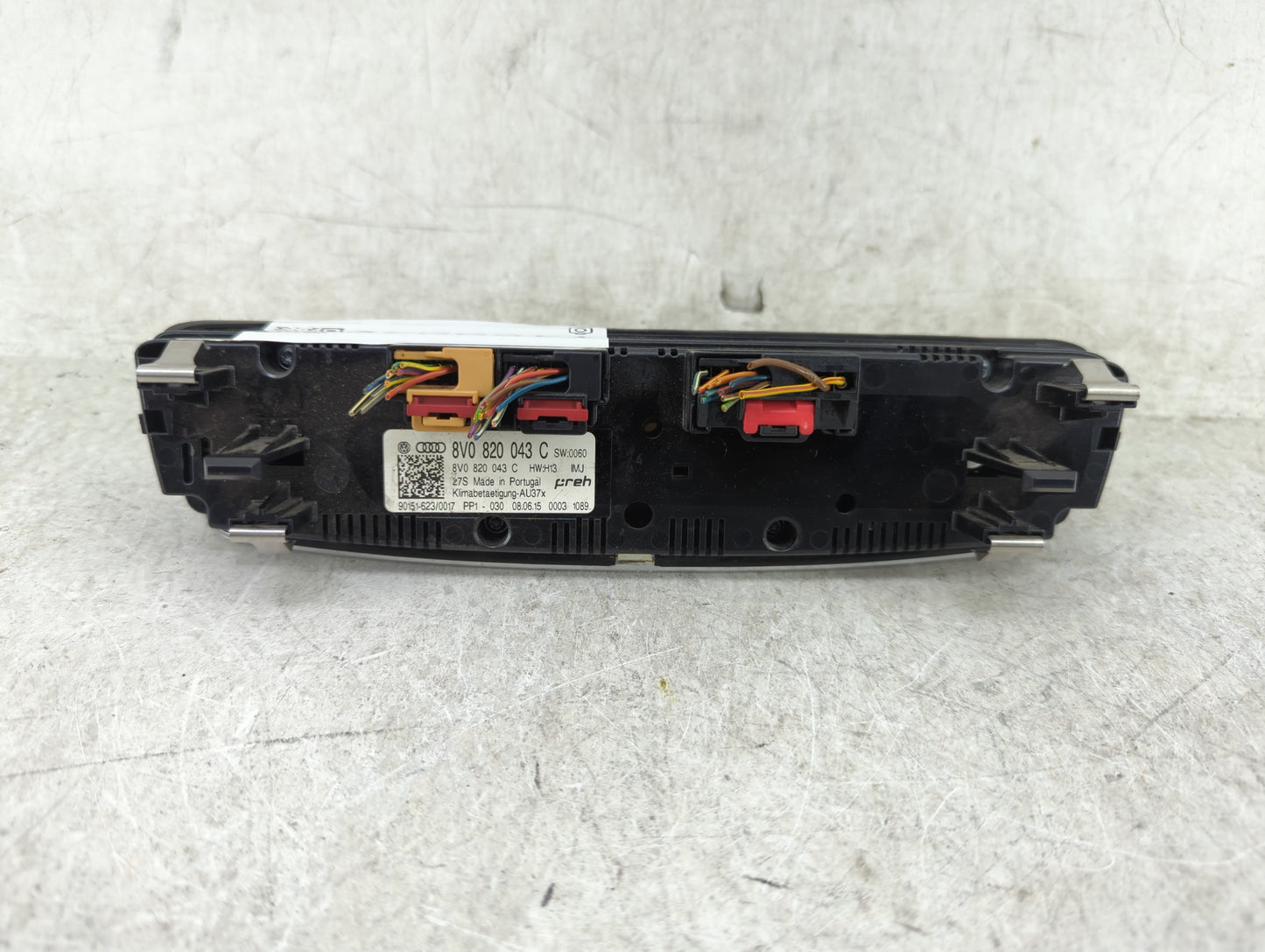 2015-2018 Audi A3 Climate Control Module Temperature AC/Heater Replacement P/N:8V0 820 043 C Fits Fits 2015 2016 2017 2018 O