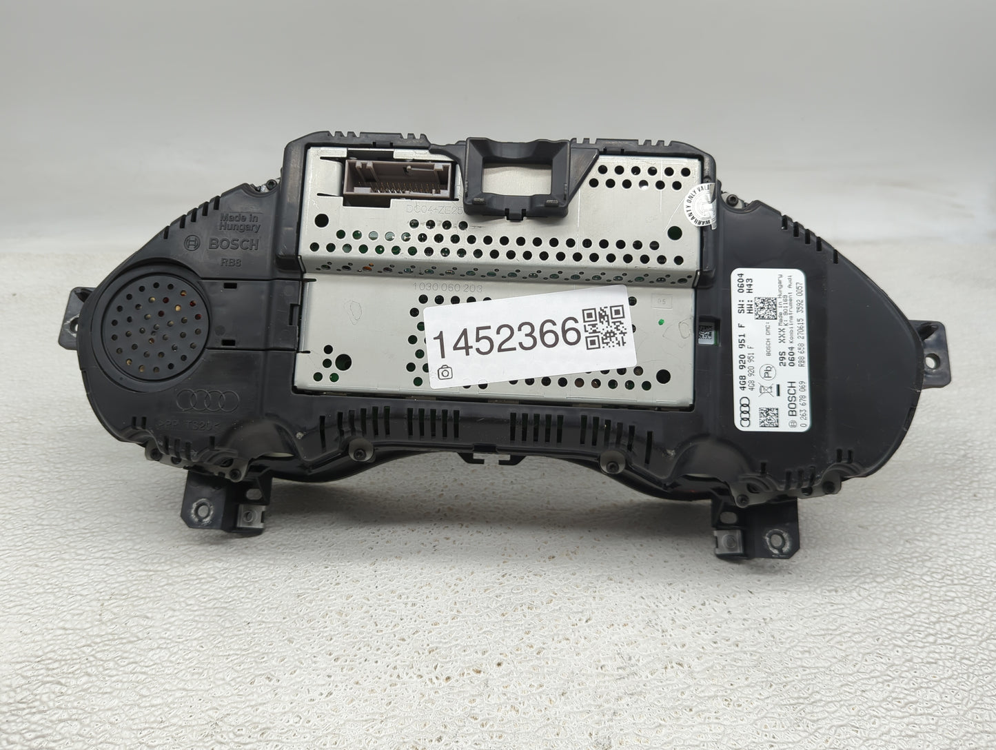 2016-2017 Audi A6 Instrument Cluster Speedometer Gauges P/N:4G8920951F 0263678069, RB8658 Fits Fits 2016 2017 OEM Used Auto