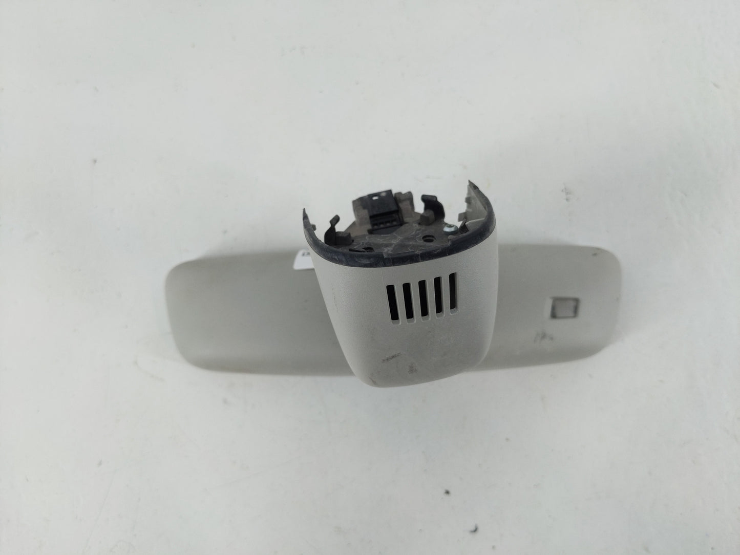 2015-2018 Audi Q3 Interior Rear View Mirror Replacement OEM P/N:E11038200 Fits Fits 2015 2016 2017 2018 OEM Used Auto Parts