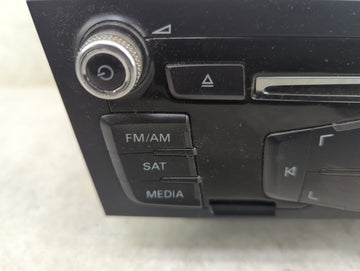 2011-2017 Audi Q5 Radio AM FM Cd Player Receiver Replacement P/N:8R1035186Q CQ-JA14E2AE Fits OEM Used Auto Parts