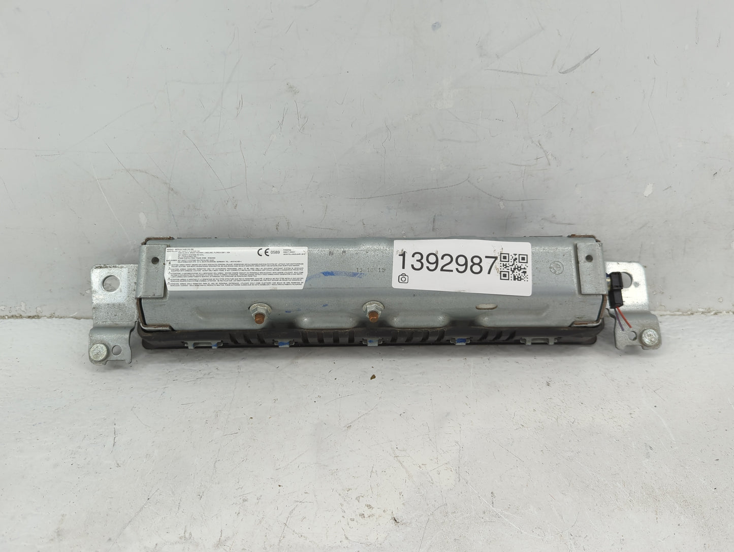 2012-2018 Bmw 320i Air Bag Passenger Right Knee OEM P/N:1024564/11 Fits Fits 2012 2013 2014 2015 2016 2017 2018 2019 2020 20
