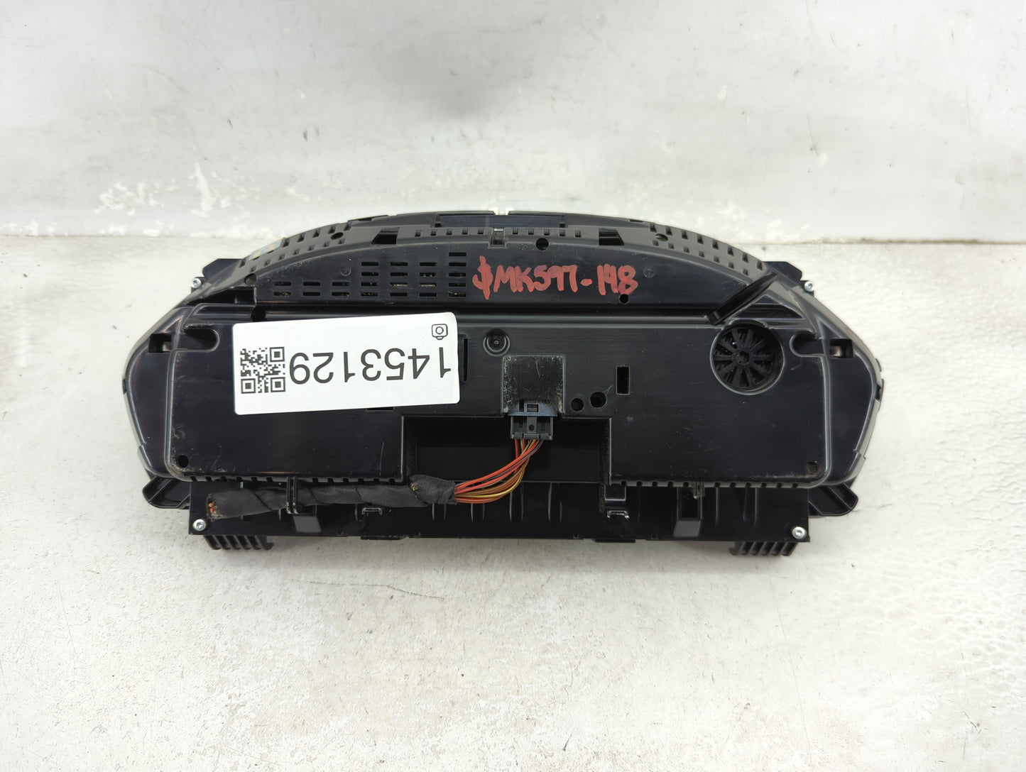 2015-2016 Bmw 320i Instrument Cluster Speedometer Gauges P/N:14369510 9382199-01 Miles: Fits OEM Used Auto Parts - Oemusedau