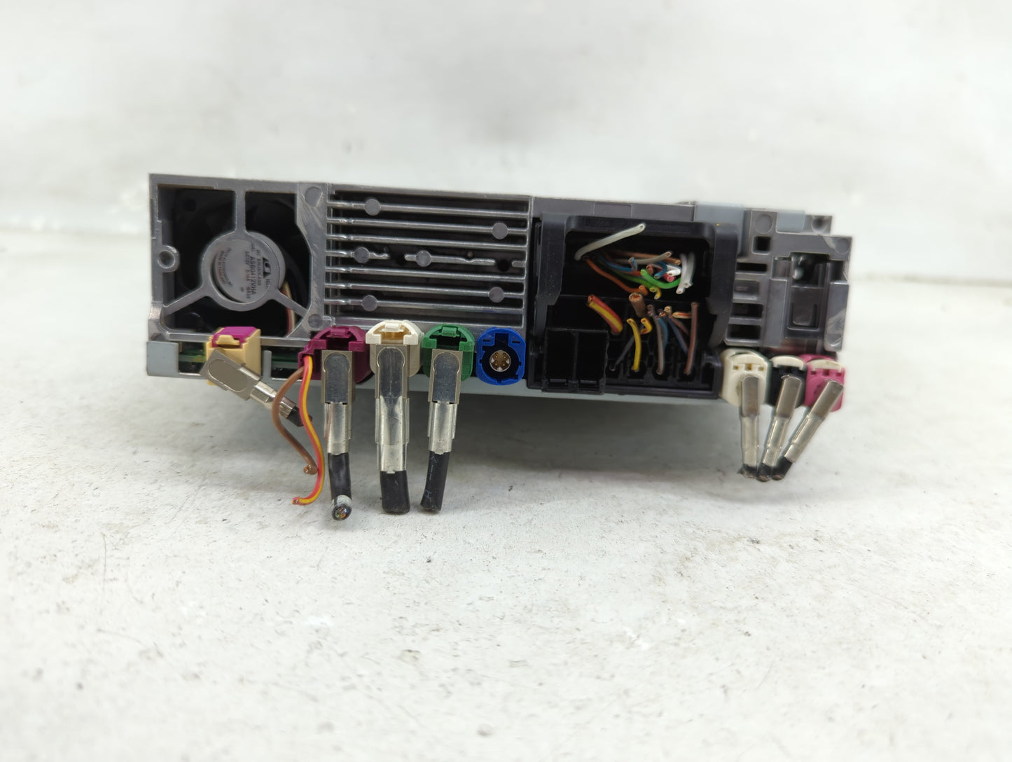 2016 Bmw 328 Radio AM FM Cd Player Receiver Replacement P/N:RX2EN2 4983A-EN2, EN2 Fits OEM Used Auto Parts - Oemusedautopart