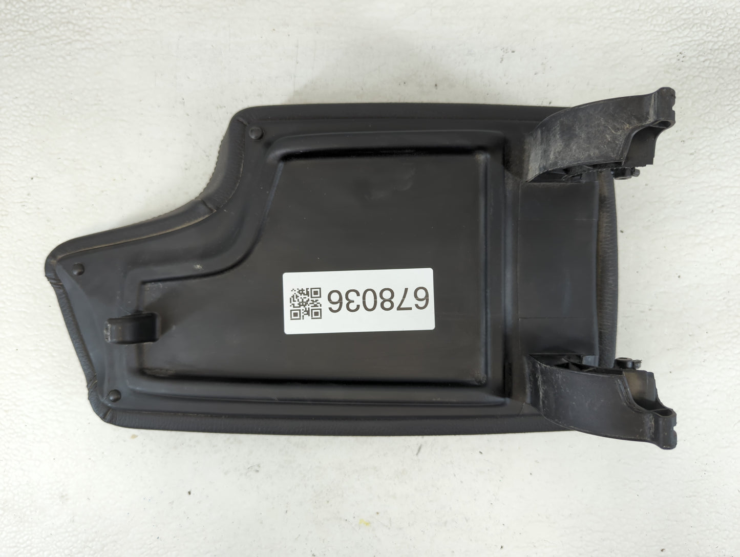 2016 Bmw 328i Center Console Armrest Cover Lid Black - Oemusedautoparts1.com