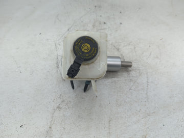 2011-2016 Bmw 528i Brake Master Cylinder