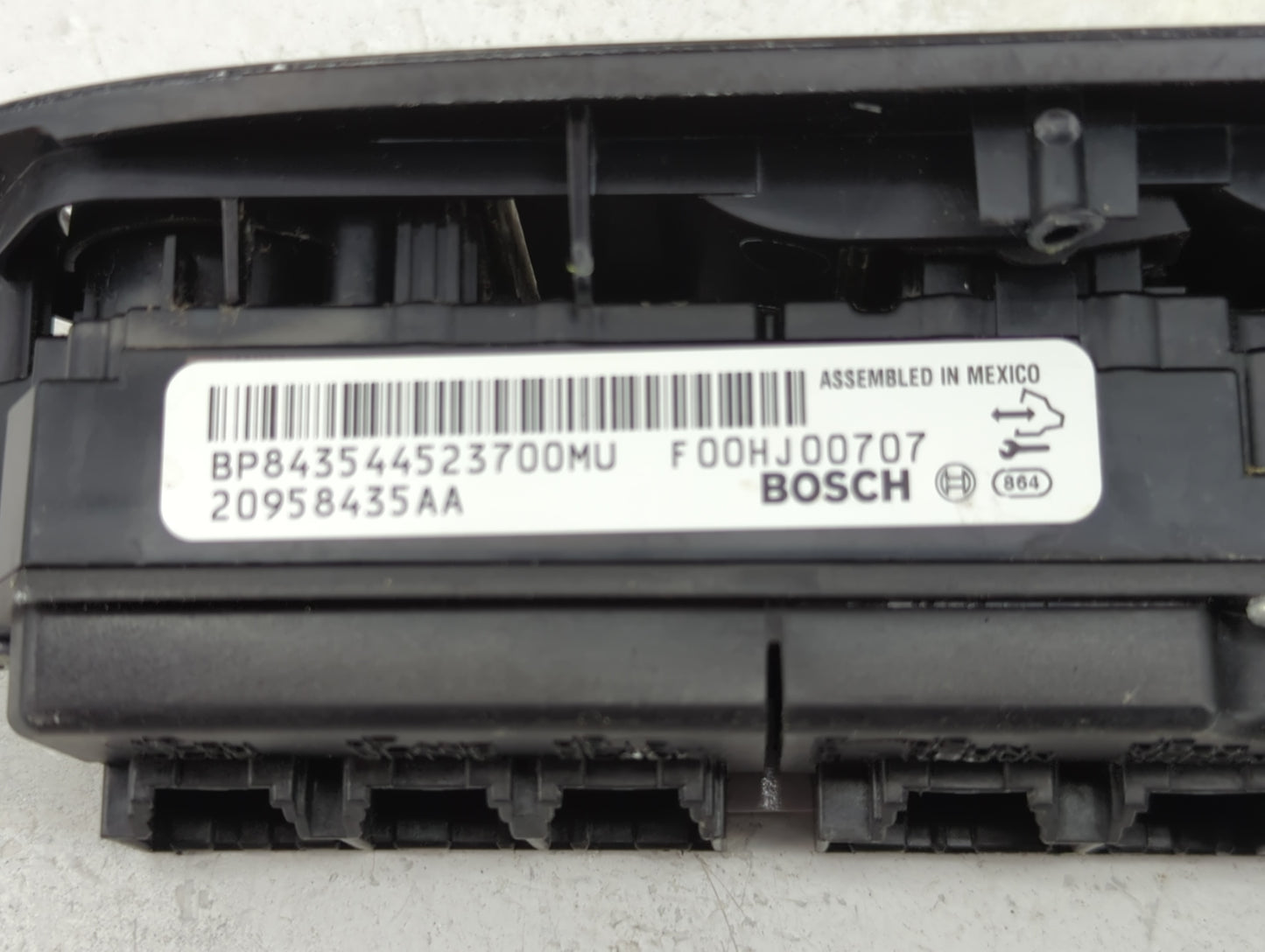 2010-2017 Buick Enclave Master Power Window Switch Replacement Driver Side Left P/N:20958435AA Fits OEM Used Auto Parts - Oe