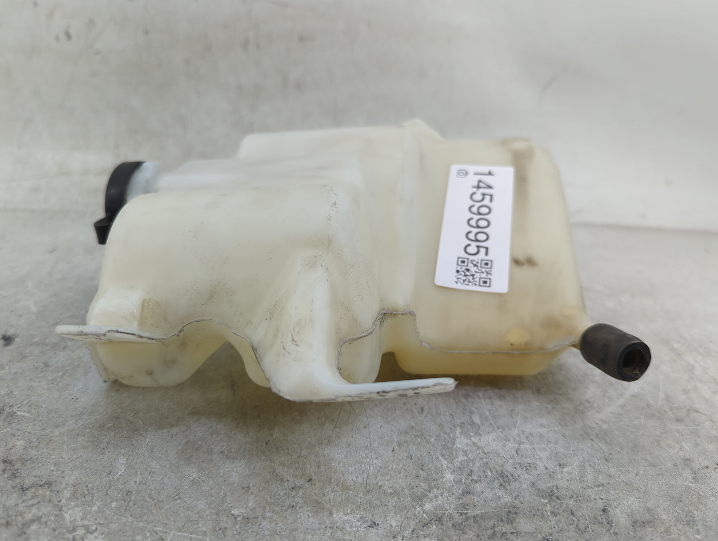2016 Buick Enclave Radiator Coolant Overflow Expansion Tank Bottle - Oemusedautoparts1.com
