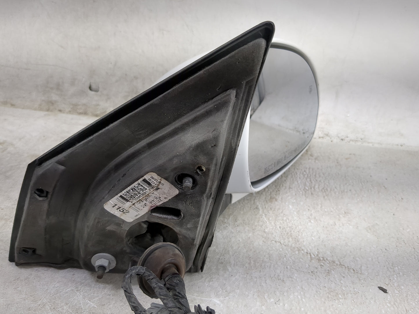 2008-2017 Buick Enclave Passenger Side View Mirror - Right Door Mirror OEM Used - Oemusedautoparts1.com