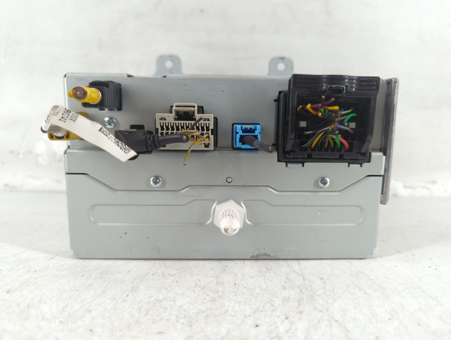2016 Buick Encore Radio AM FM Cd Player Receiver Replacement P/N:84022548 Fits Fits 2017 OEM Used Auto Parts - Oemusedautopa
