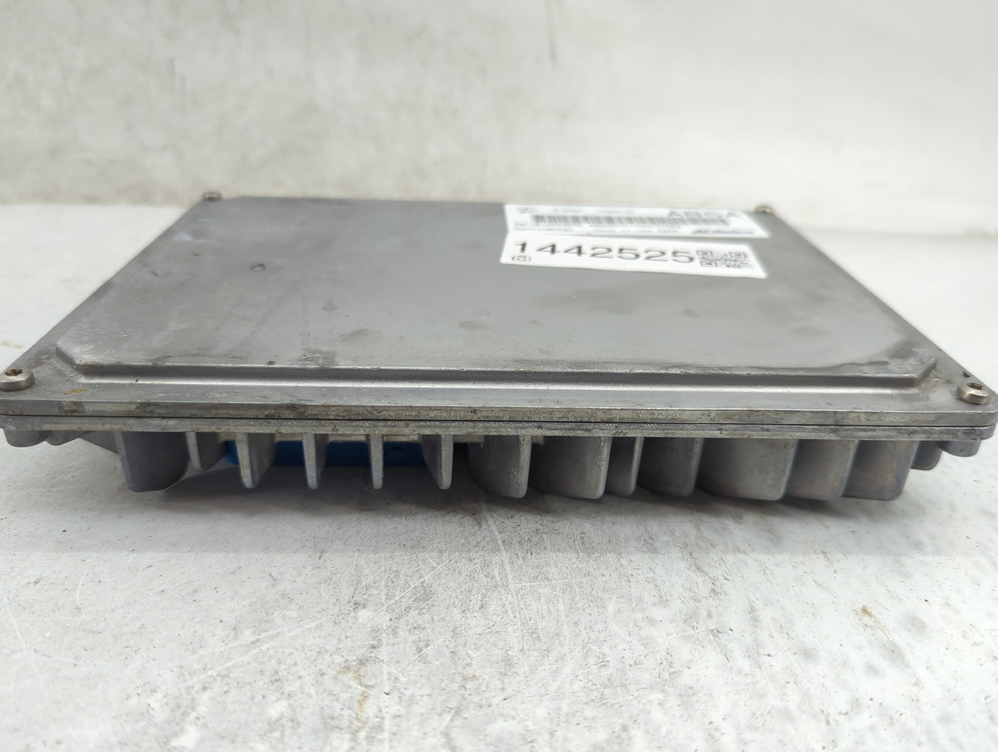 2013-2016 Buick Regal PCM Engine Control Computer ECU ECM PCU OEM P/N:12666132 12653998 Fits Fits 2013 2014 2015 2016 OEM Us