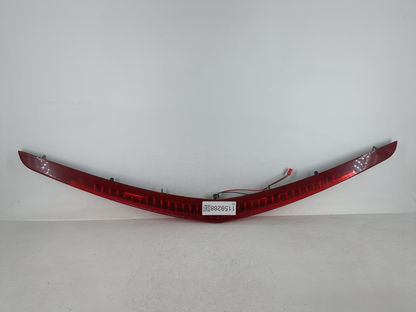 2016 Cadillac Ats Third Brake Light Tail Light P/N:23499906 Fits OEM Used Auto Parts - Oemusedautoparts1.com