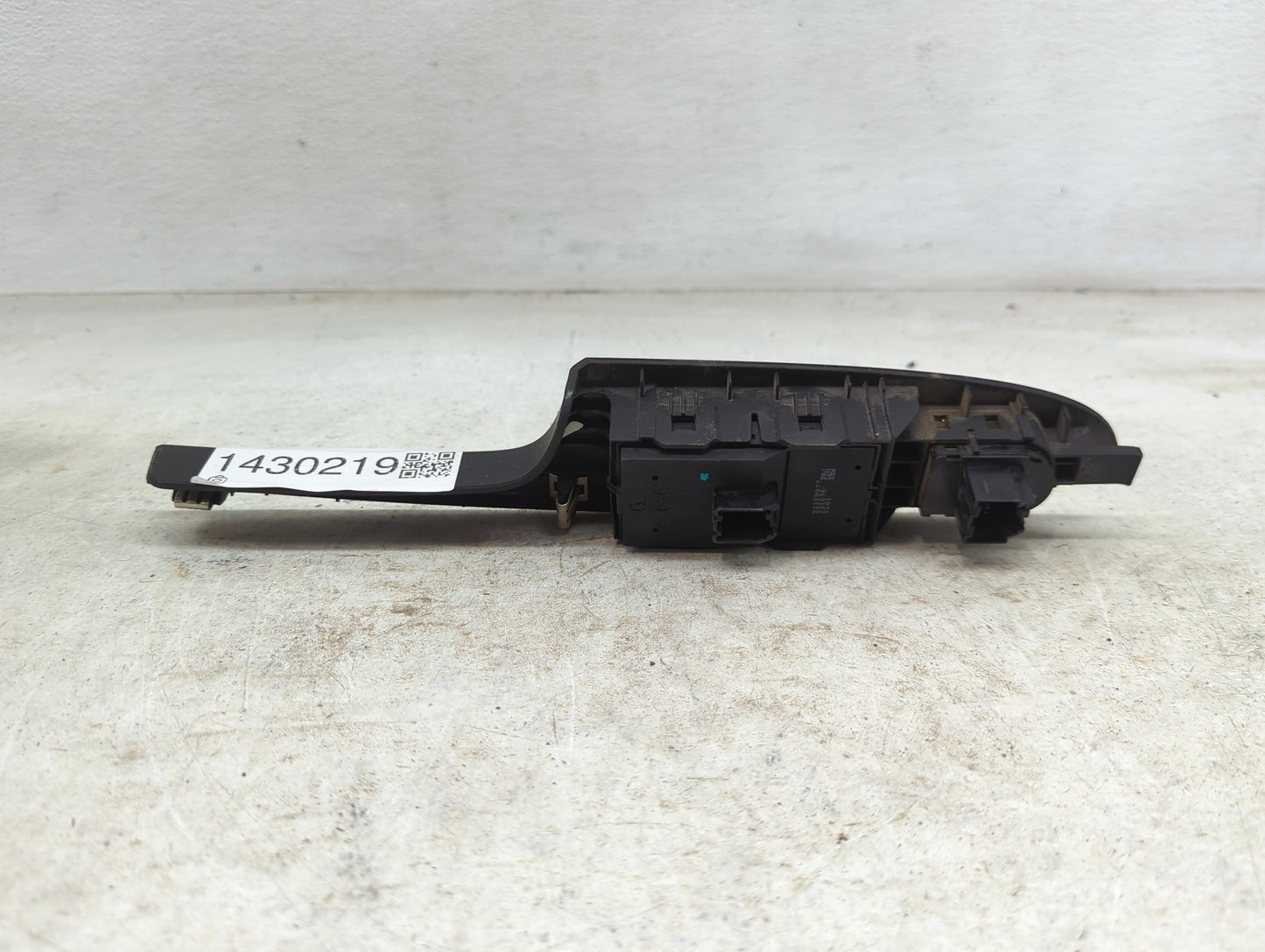 2014-2018 Cadillac Ats Master Power Window Switch Replacement Driver Side Left P/N:23441475 23318735 Fits OEM Used Auto Part