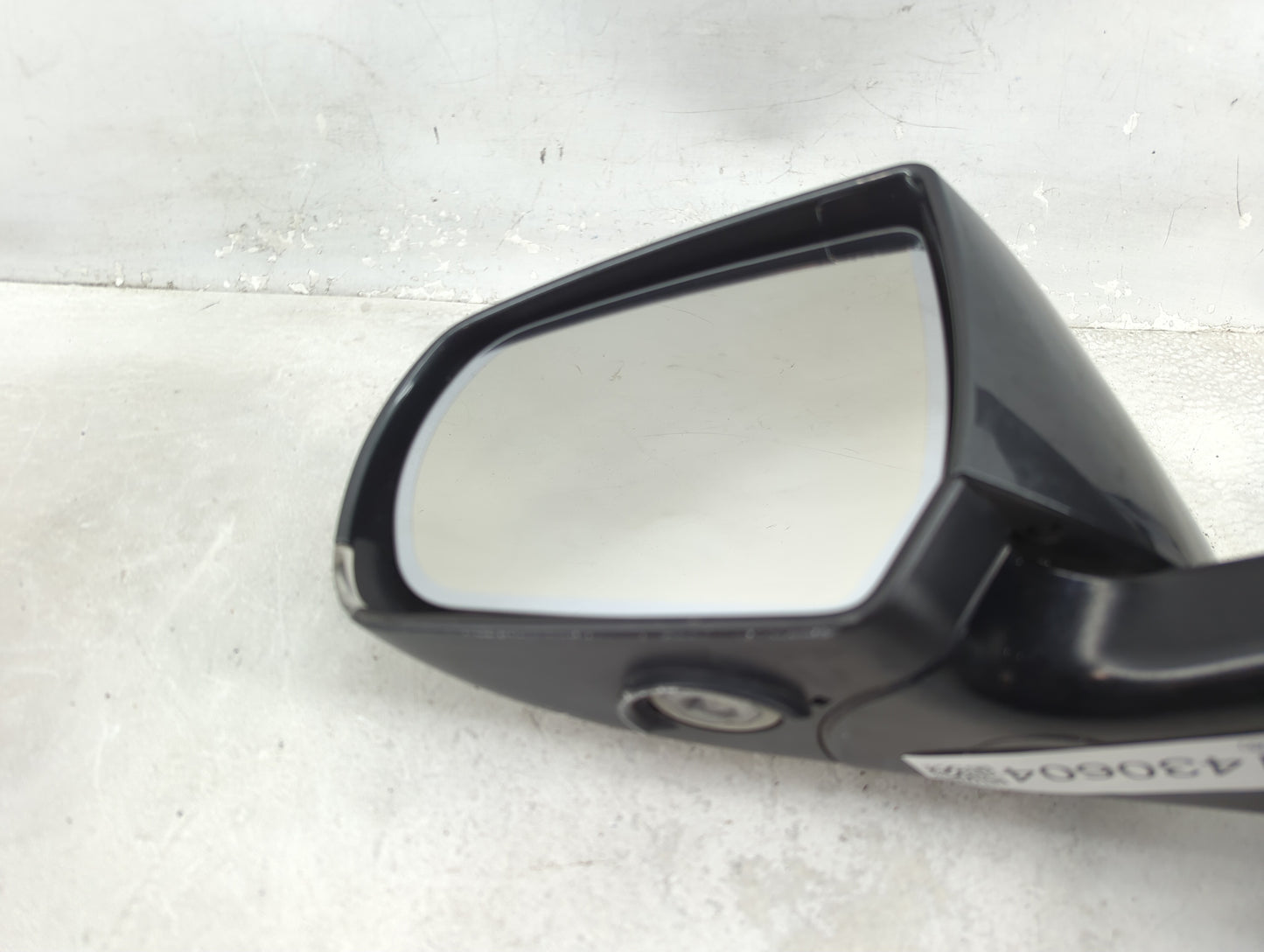 2014-2018 Cadillac Ats Driver Side View Mirror - Left Door Mirror OEM Used - Oemusedautoparts1.com