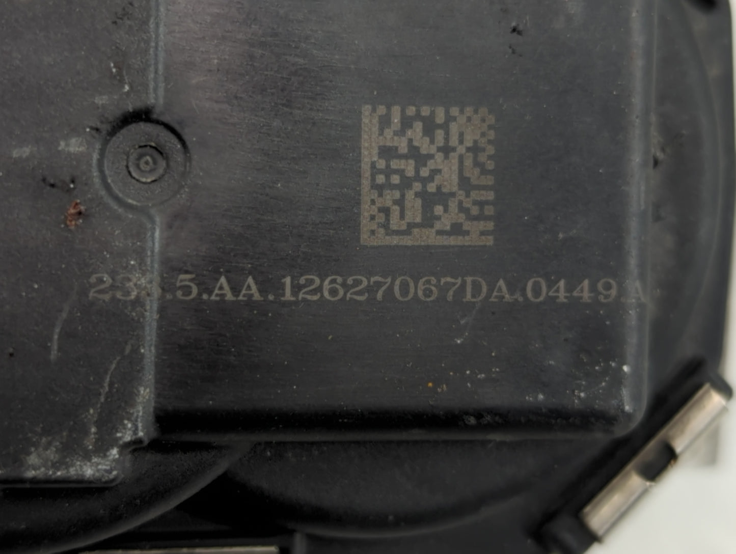 2013-2018 Cadillac Ats Throttle Body P/N:12627067DA Fits Fits 2013 2014 2015 2016 2017 2018 2019 2020 2021 OEM Used Auto Par