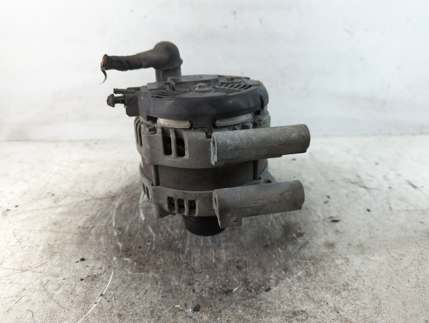 2016-2018 Cadillac Ats Alternator Replacement Generator Charging Assembly Engine OEM P/N:TN104211-0670 23272782 Fits OEM Use