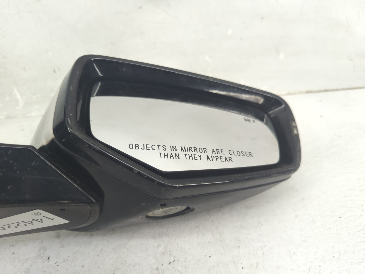 2015-2019 Cadillac Cts Passenger Side View Mirror - Right Door Mirror OEM Used - Oemusedautoparts1.com