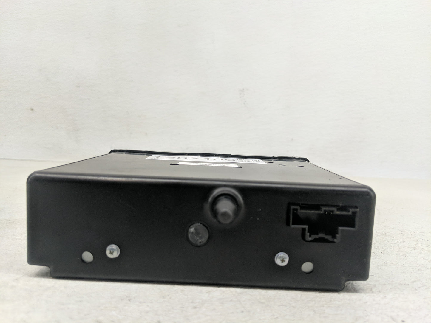 2016 Cadillac Srx Radio AM FM Cd Player Receiver Replacement P/N:13594481 Fits Fits 2015 2017 2018 2019 2020 OEM Used Auto P