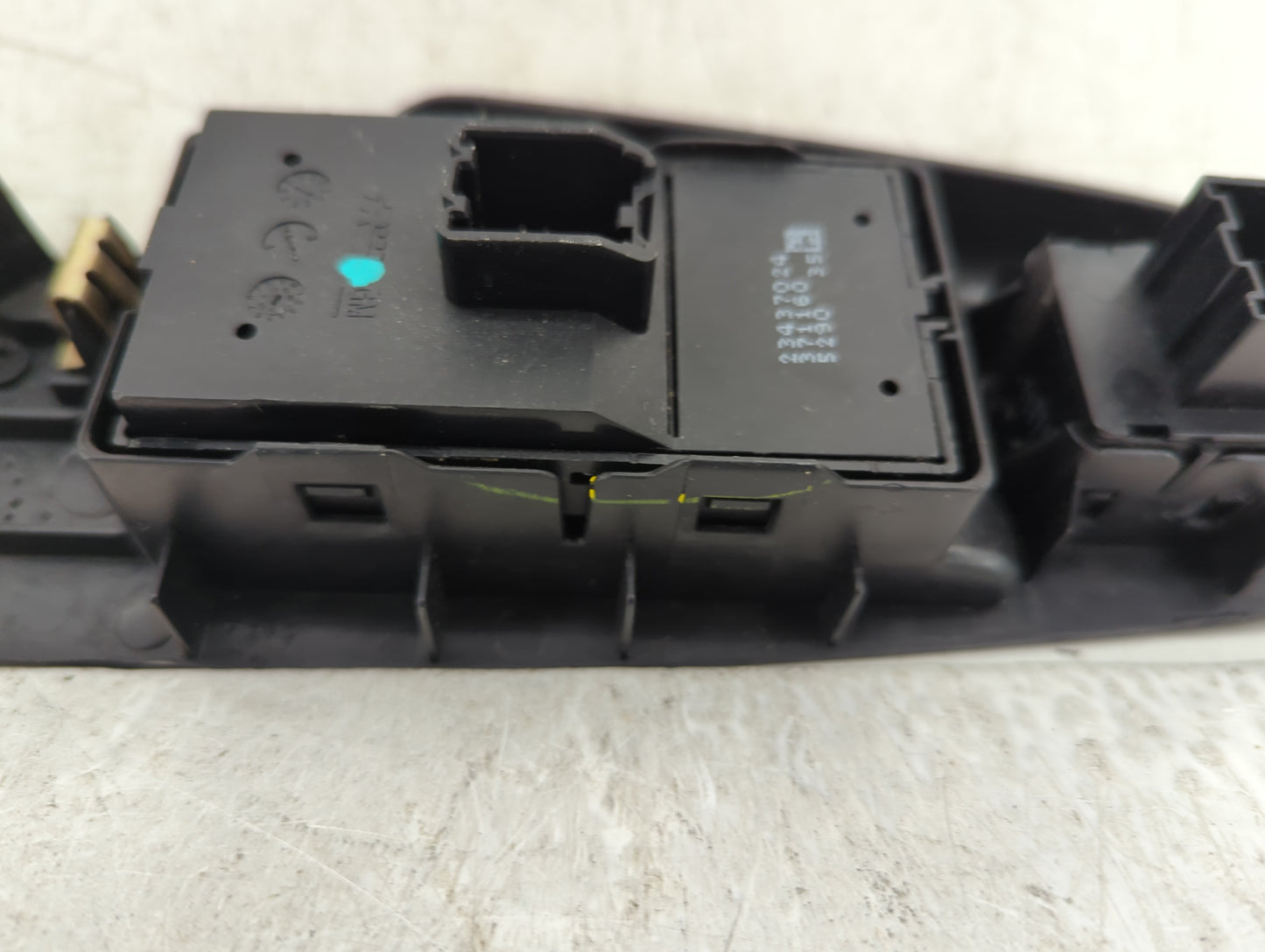 2015-2016 Cadillac Srx Master Power Window Switch Replacement Driver Side Left P/N:23437024 Fits OEM Used Auto Parts - Oemus