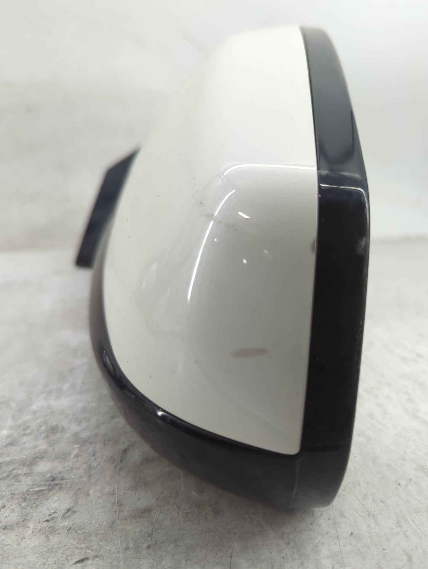2010-2016 Cadillac Srx Passenger Side View Mirror - Right Door Mirror OEM Used - Oemusedautoparts1.com