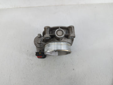 2016 Cadillac Xt5 Throttle Body P/N:12670981AA 12632172BA Fits Fits 2012 2013 2014 2015 2017 2018 2019 2020 2021 2022 OEM Used Auto Parts