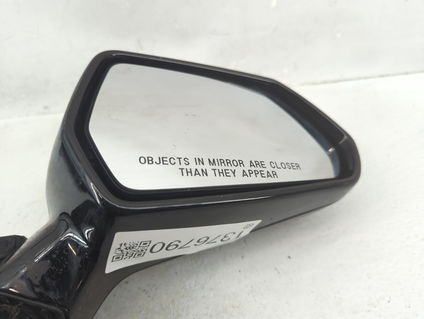 2016-2019 Chevrolet Camaro Passenger Side View Mirror - Right Door Mirror OEM Used - Oemusedautoparts1.com