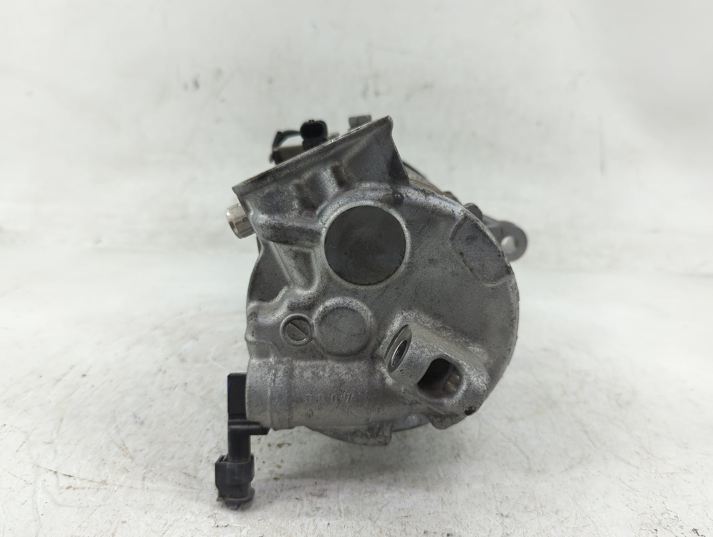 2016-2016 Chevrolet Camaro Air Conditioning A/c Ac Compressor Oem - Oemusedautoparts1.com